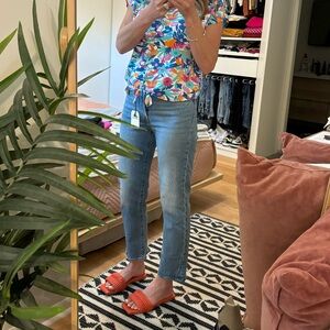 Levi’s Wedgie Straight Fit Women’s Jeans in color Christina Size 24 x 25